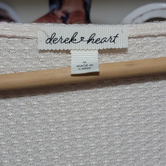 Derek Heart Cream Textured Blouse - Picture 3 of 4